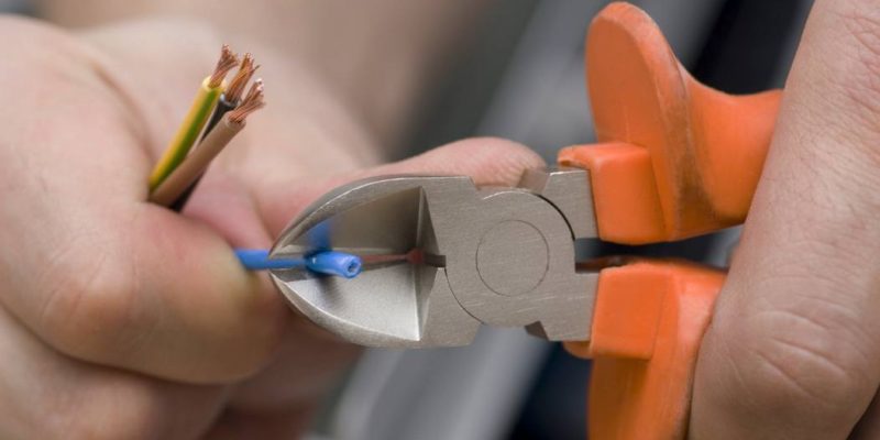 elektrichestvo opasnosti koito krie topdom org 800x400 1